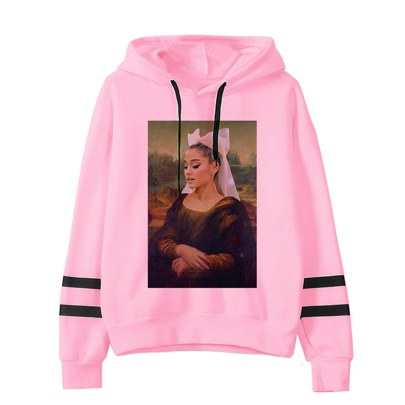 Sudadera de Ariana Grande