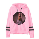 Sudadera de Ariana Grande