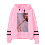 Sudadera de Ariana Grande