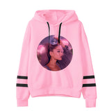 Sudadera de Ariana Grande