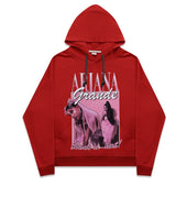 La elegante sudadera con capucha de Ariana Grande