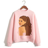 Ropa de sudadera de Ariana Grande 