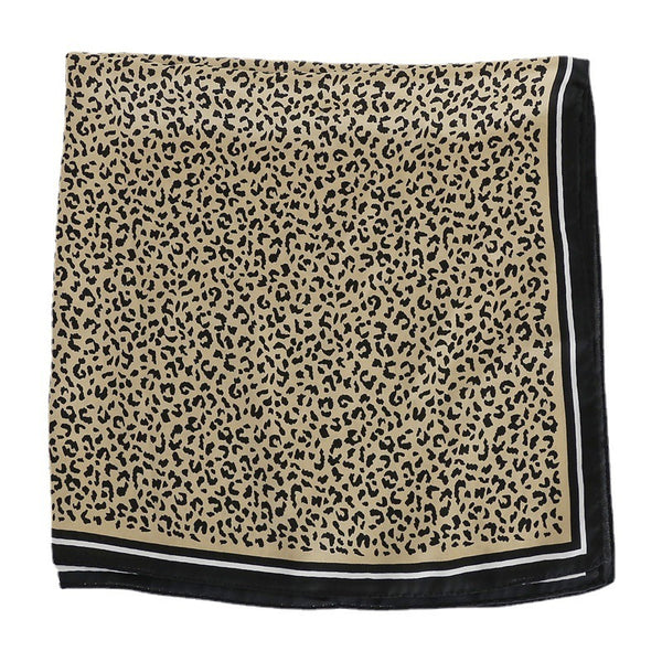 Pañuelo de seda con estampado de leopardo de seda artificial