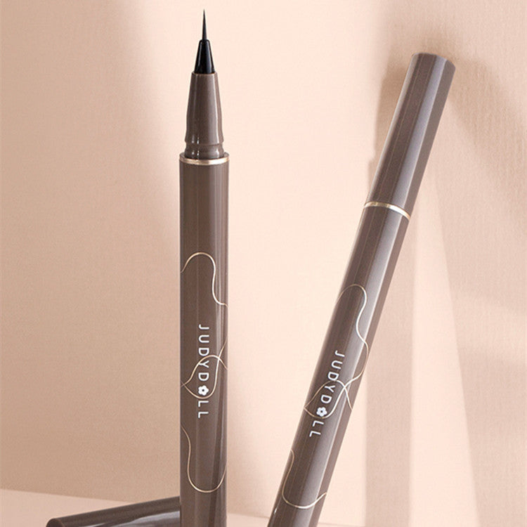 Eyeliner Pencil Is Sweat-proof And Does Not Smudge
