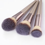 Blush Eyeshadow With Soft Bristles